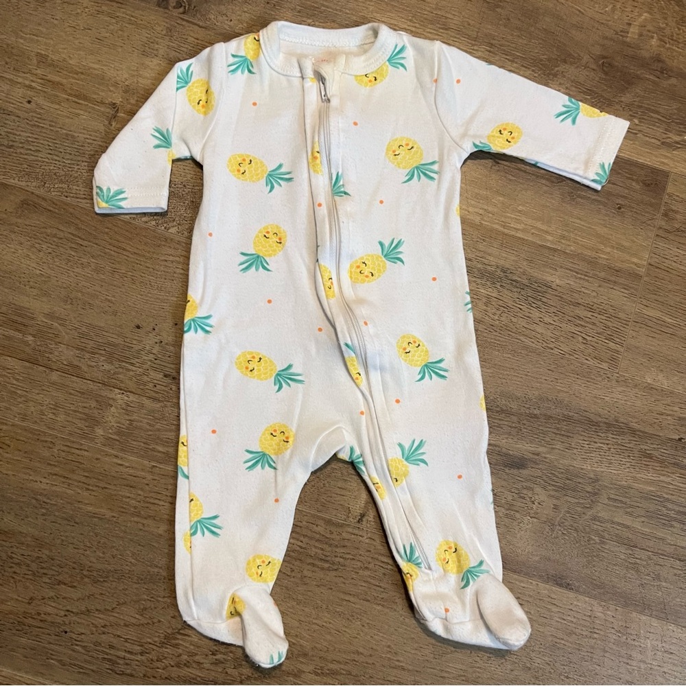 Isaac Mizrahi Footie Outfit, size 0-3 months